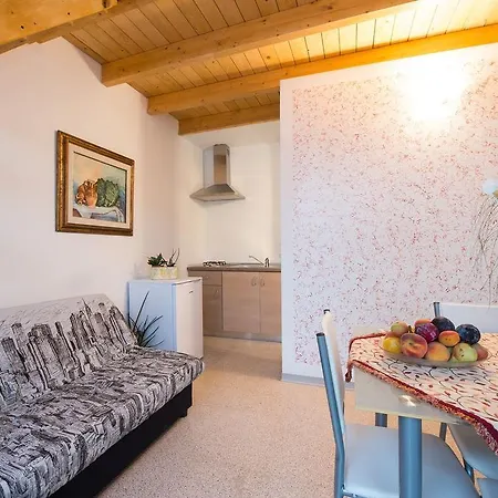 Raffaela Apartamento