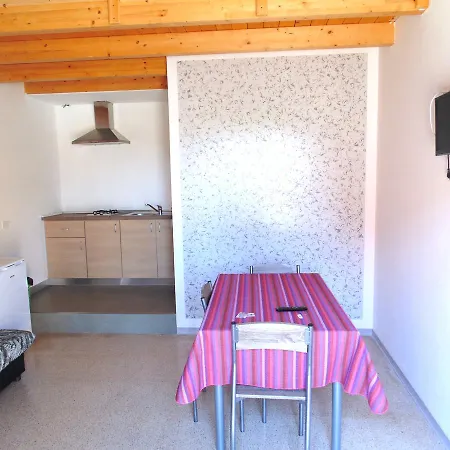 Apartment Raffaela Casa Vacanze Aradeo