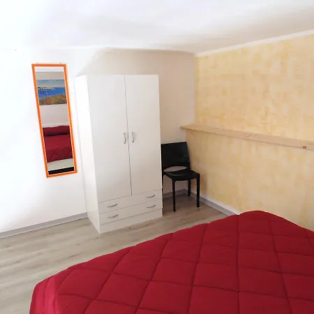 Raffaela Casa Vacanze Aradeo